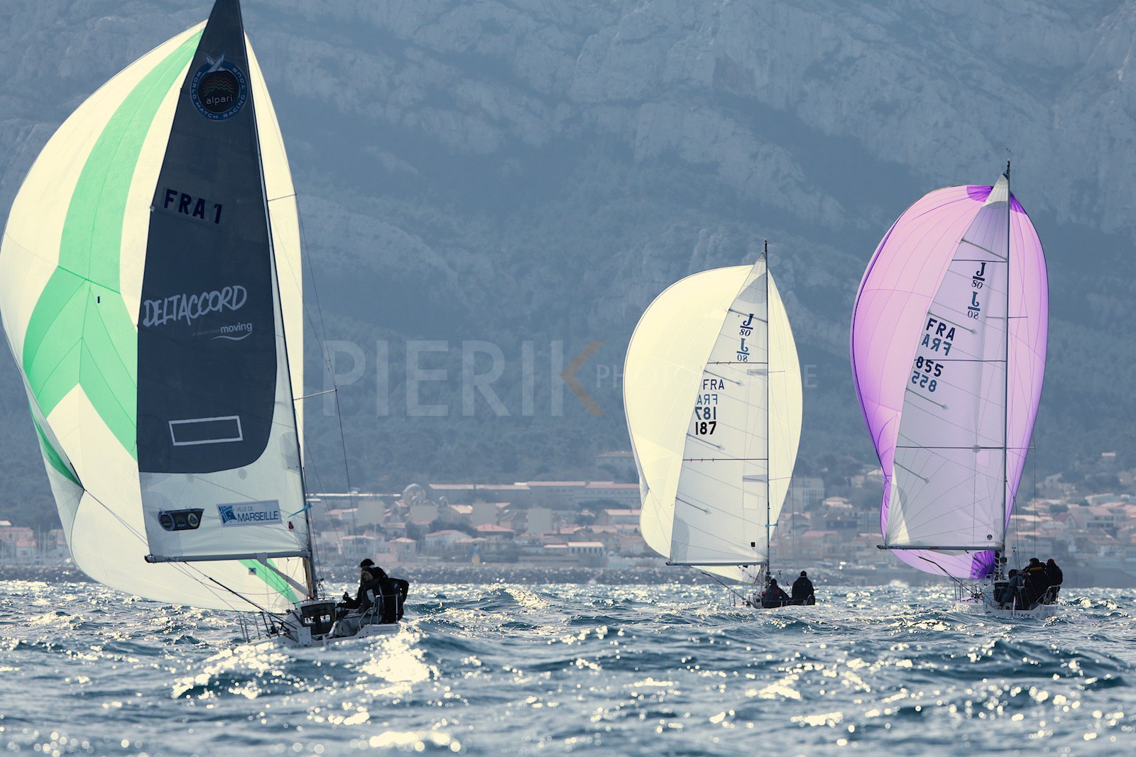 YCPR Ville de Marseille à gauche