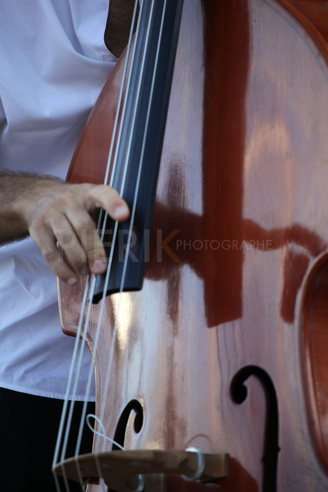 Un petit moment de musique entre deux régates