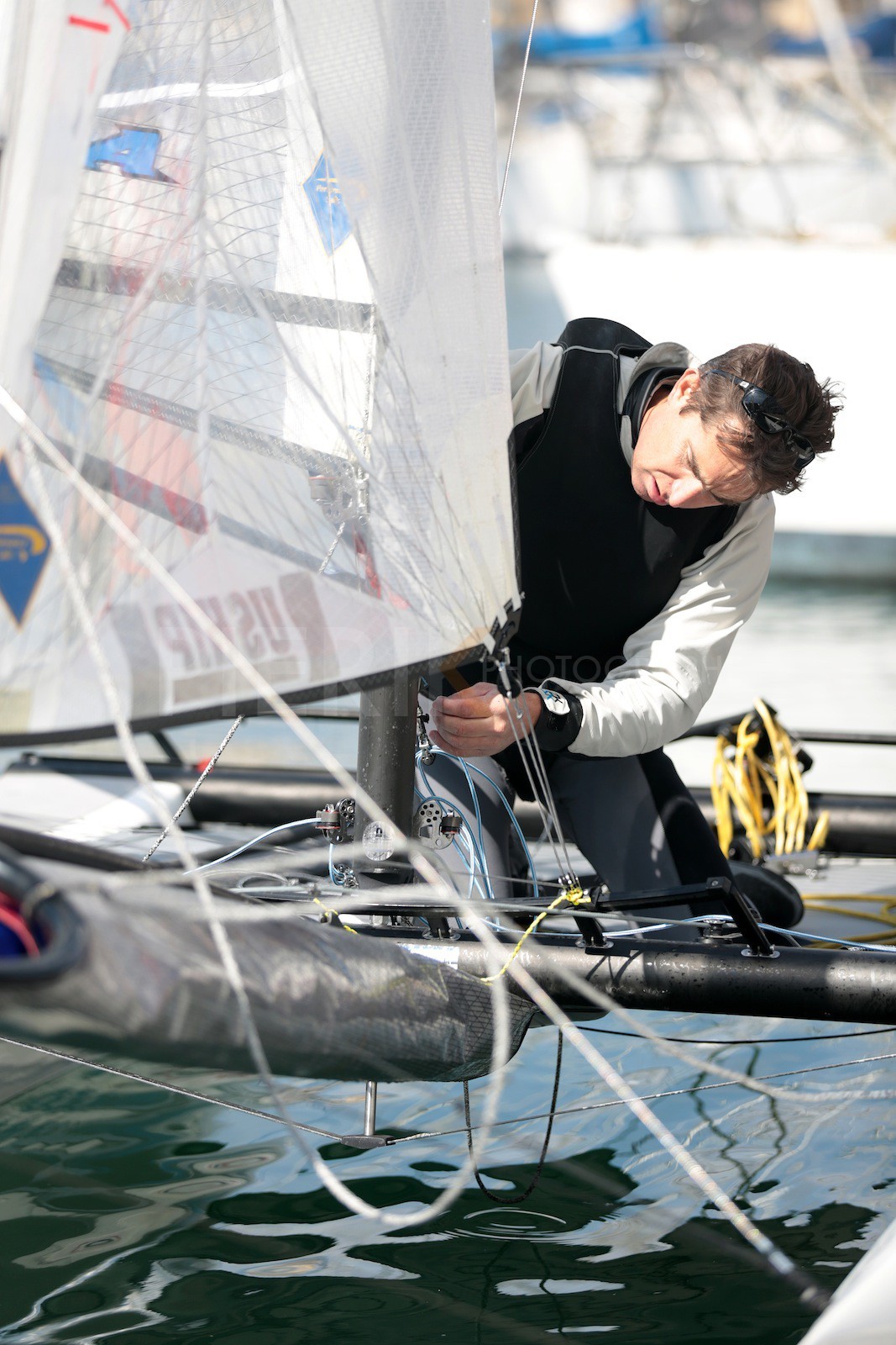 Ingrid Petitjean et Olivier Backes lors du baptême de leur Nacra 17 à la SNM. En route pour les JO de Rio